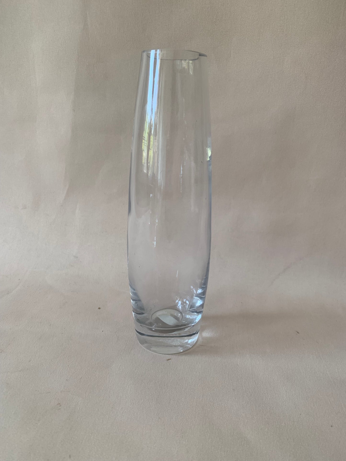 Heavy Base Clear Glass Vase 30cm