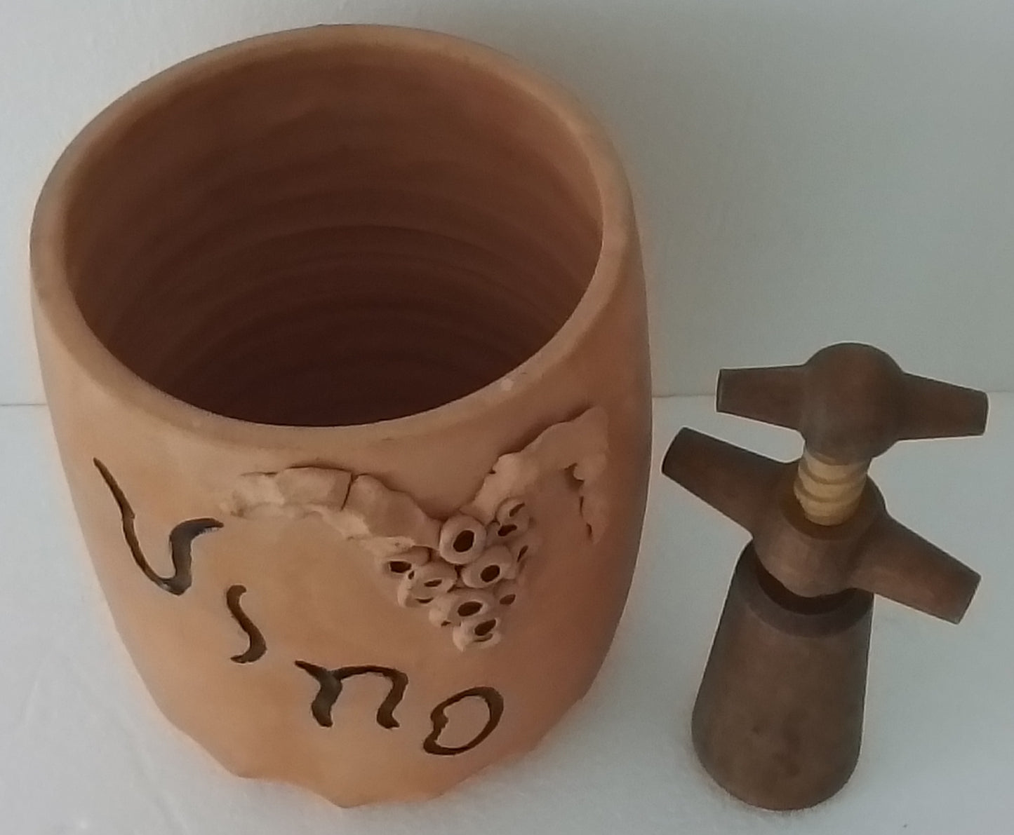 Stoneware Wine Cooler with CorkscrewStoneware Wine CoolerDesireMe PreLoved Goods