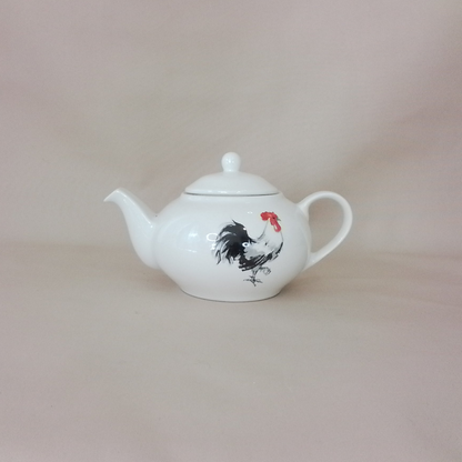 Beautiful Rooster Design Tea Pot