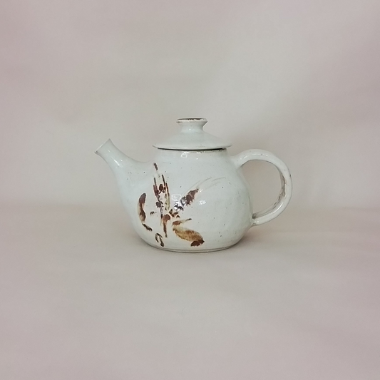 Stoneware tea / Coffee Pot