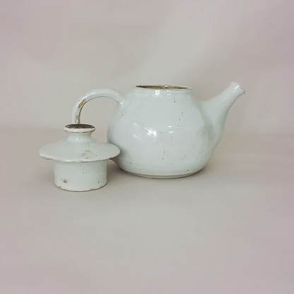 Stoneware tea / Coffee Pot
