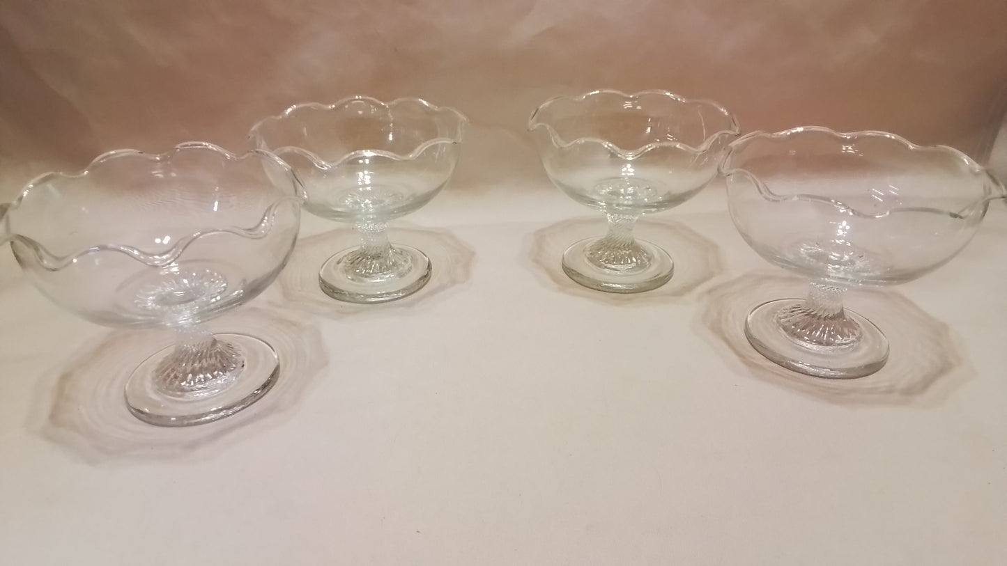 Set of 4 Venetian Multipurpose serving Bowls