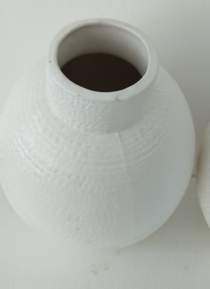 Set of 2 White Ceramic Round Vases2 White Ceramic Round VasesDesireMe PreLoved Goods