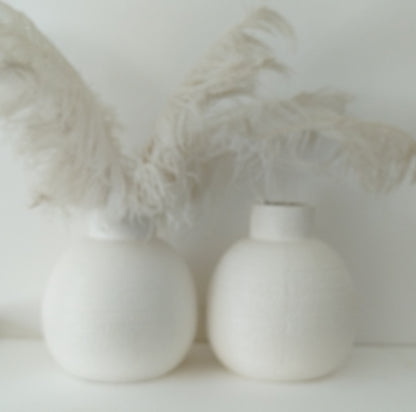 Set of 2 White Ceramic Round Vases2 White Ceramic Round VasesDesireMe PreLoved Goods