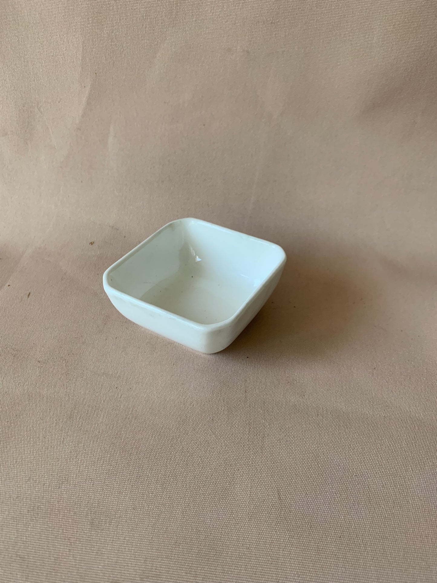 Wilmax Ceramic Dipping Bowl