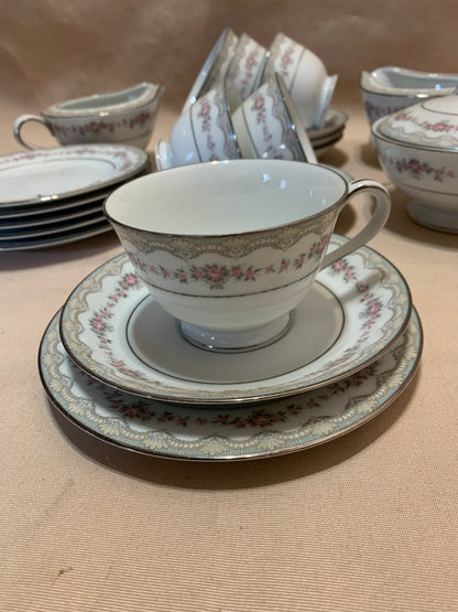 21pc Noritake Tea Set