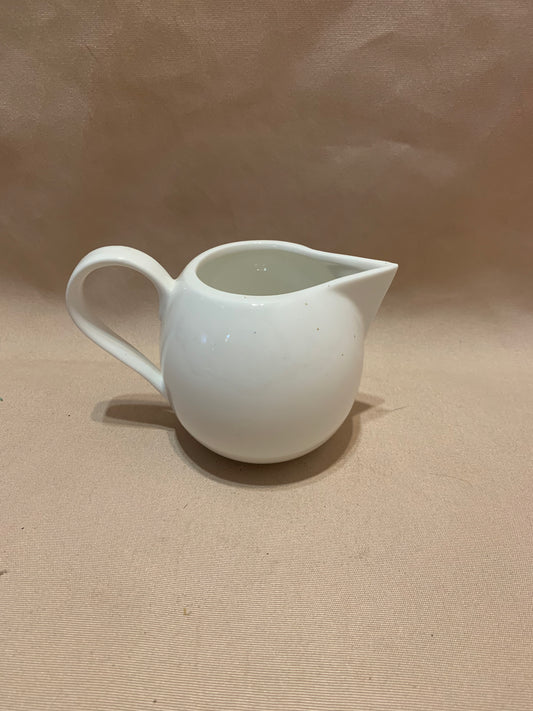 Maxwell & Williams White Basics Cosmopolitan Milk Jug 250ml