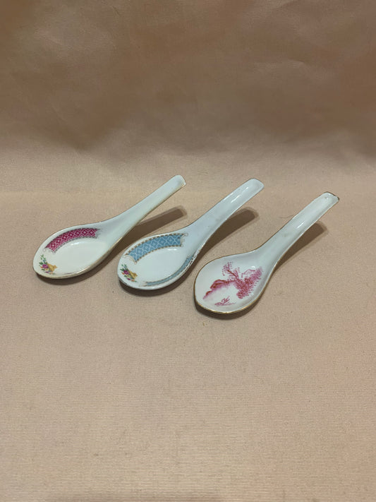 Set of 3 Chinese Spoons