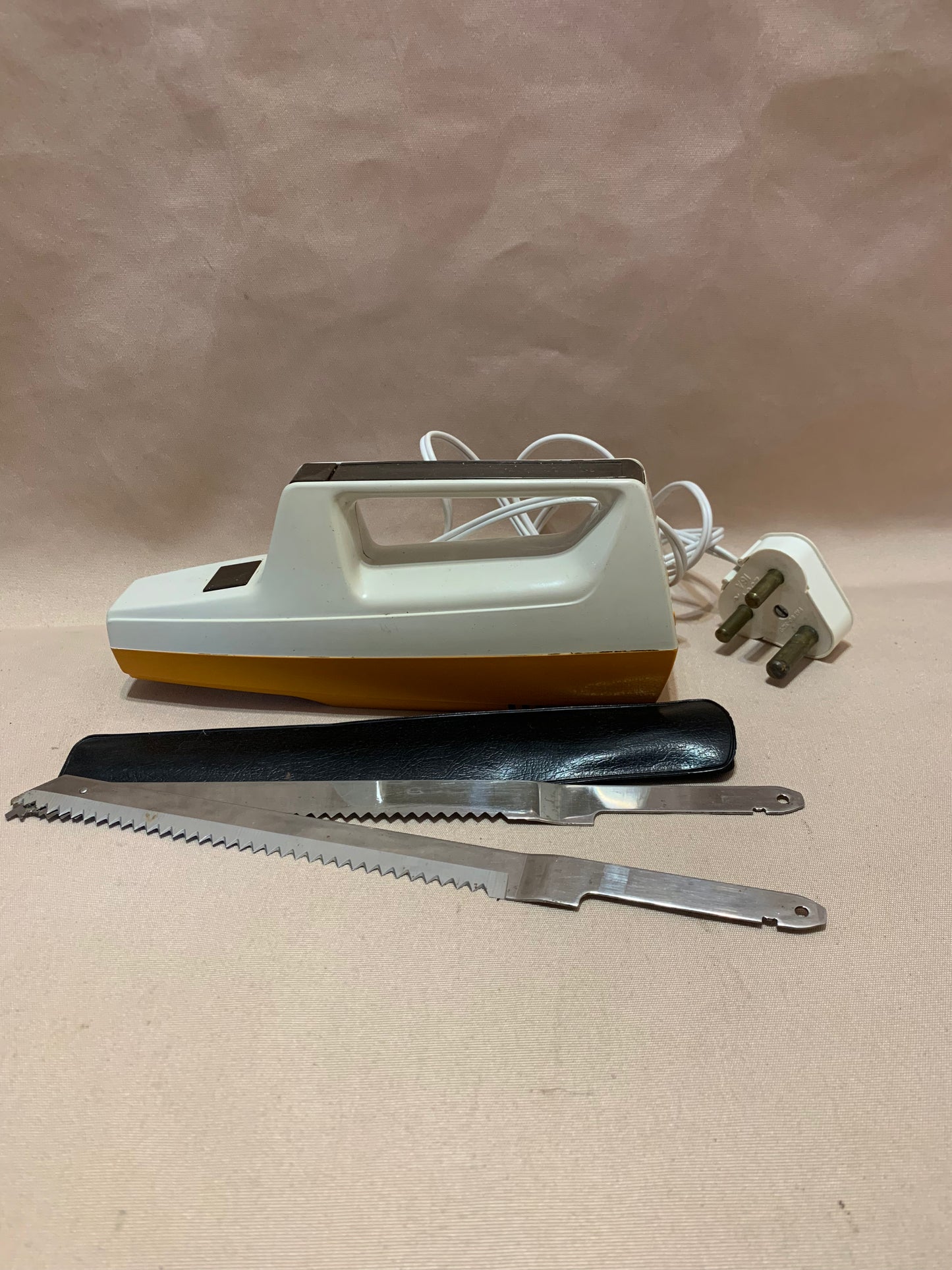 Vintage Moulinex Carving Knife with new Blades