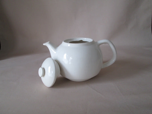 Cream Color Classic Decor Tea Pot