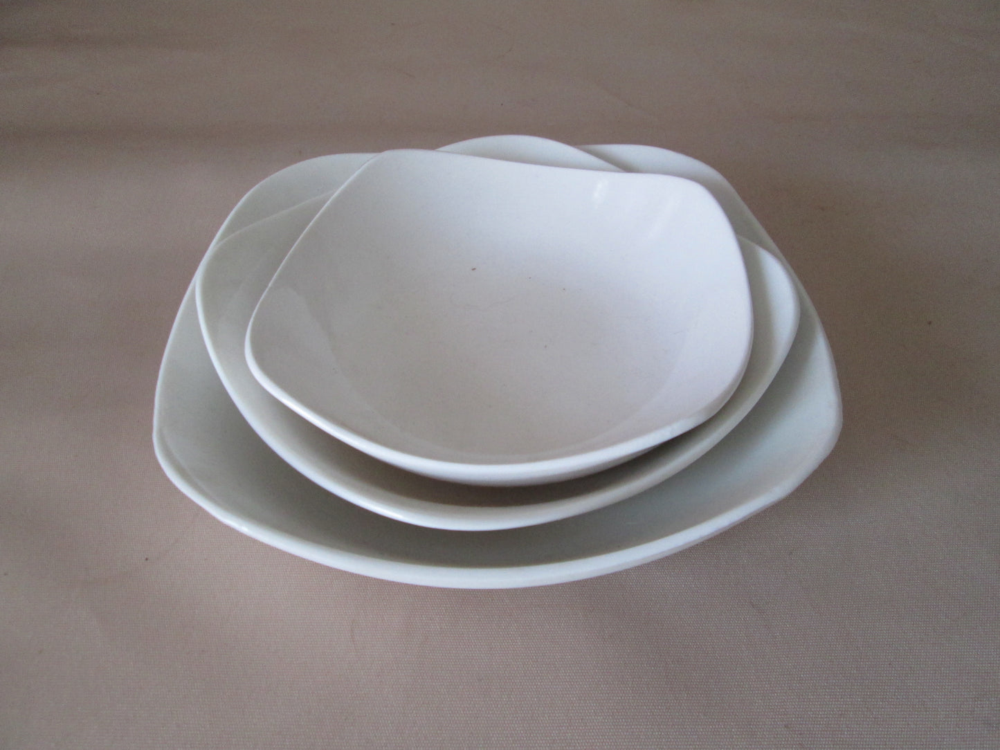 Set of 3 White Snack Servers