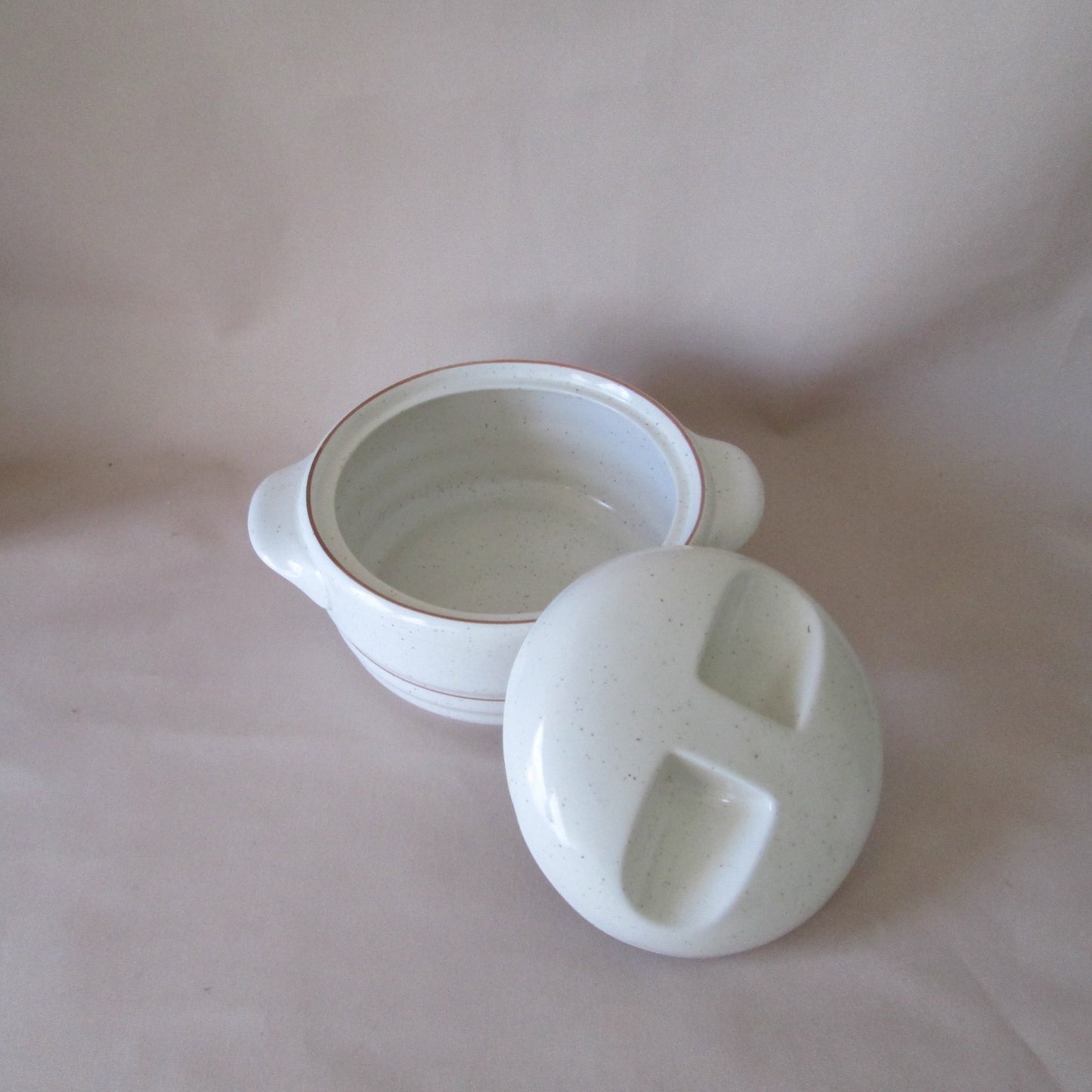 Continental Stoneware Serving Pot