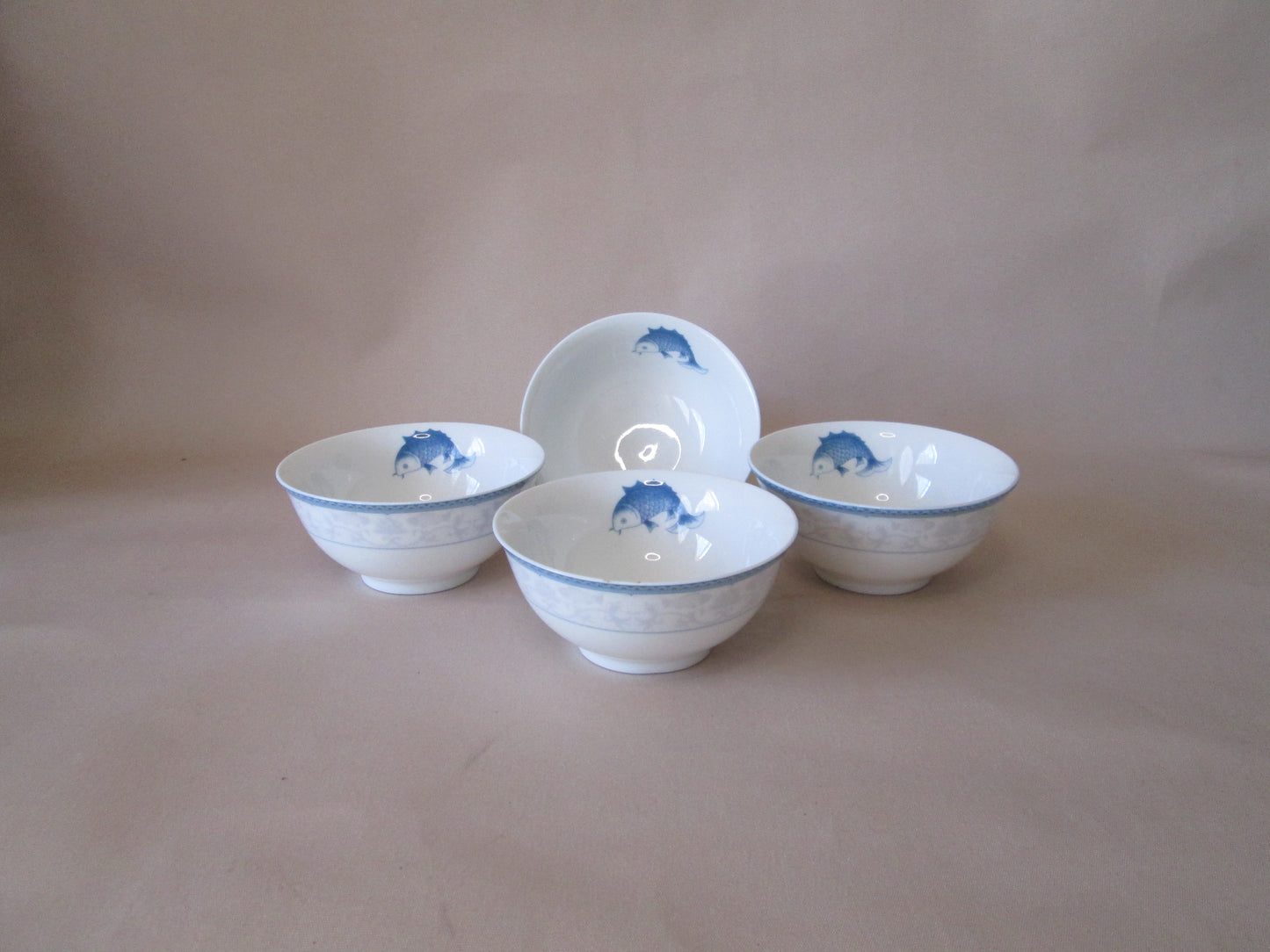 Set of 4 Chinese Bowls