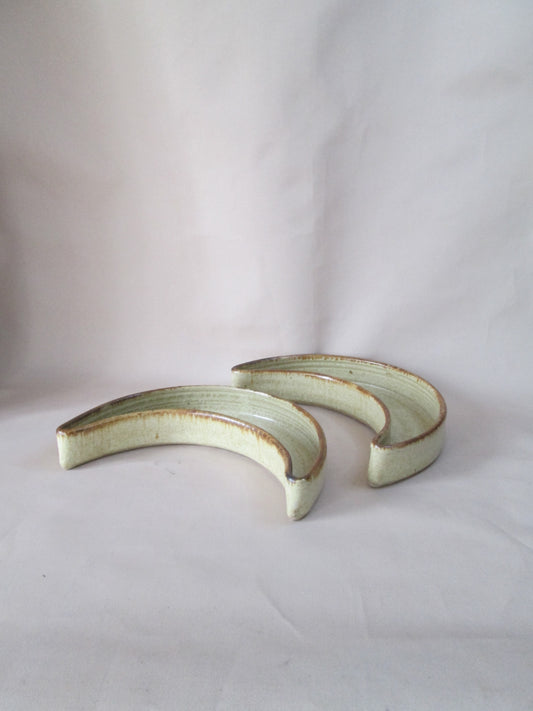 Set of 2 Moon Shape Stoneware Servers