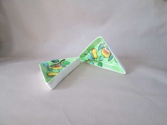 Set of 2 Triangular Snack Plates