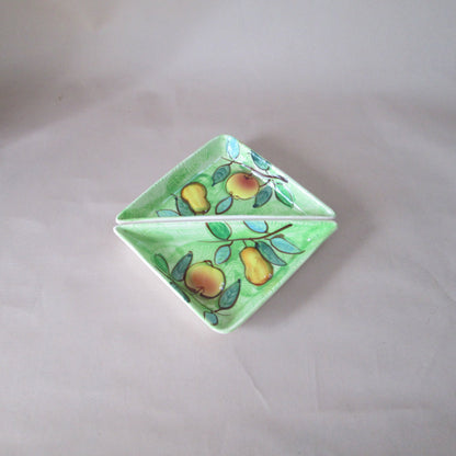 Set of 2 Triangular Snack Plates